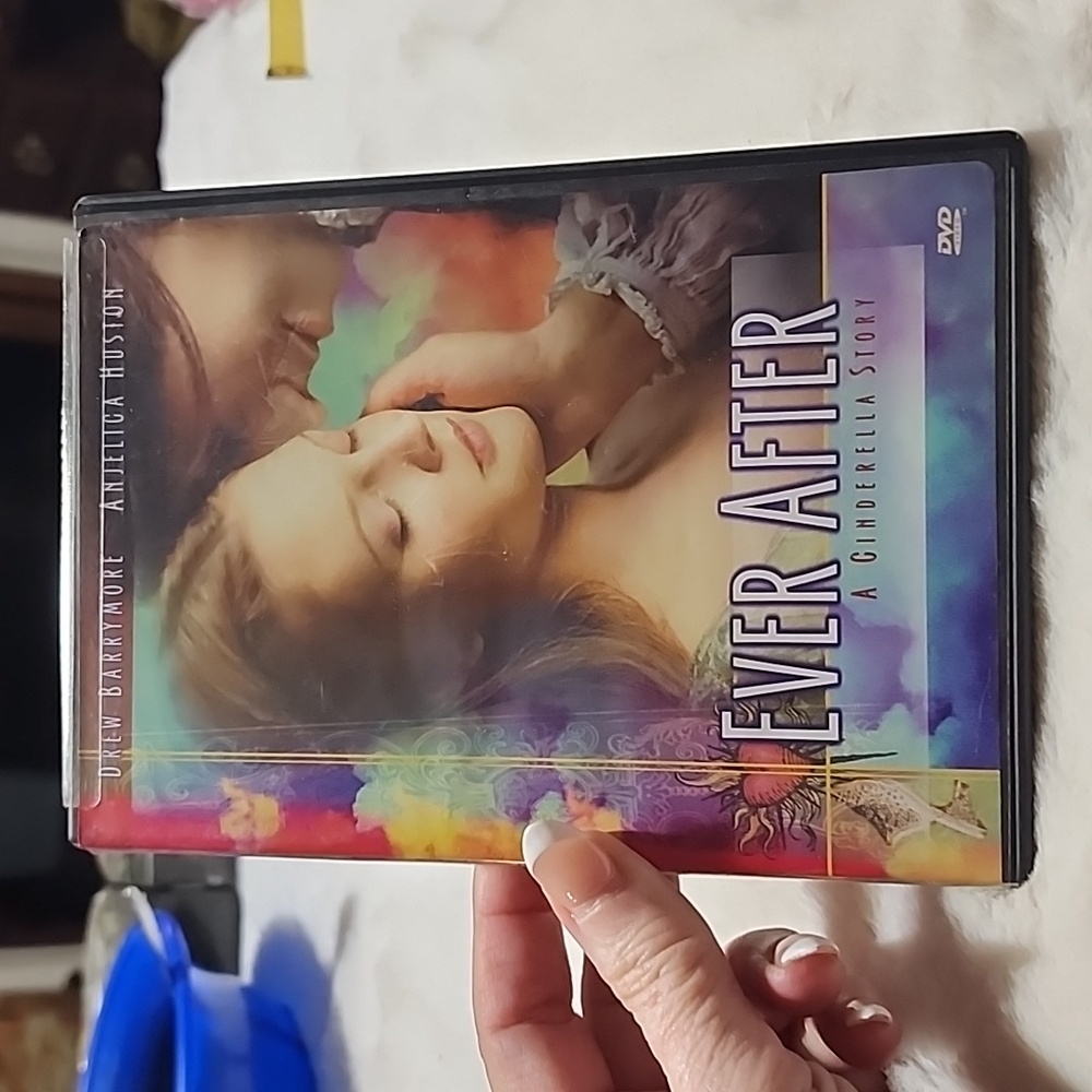 EVER AFTER  A CINDERELLA STORY . 📀 DVD MOVIE